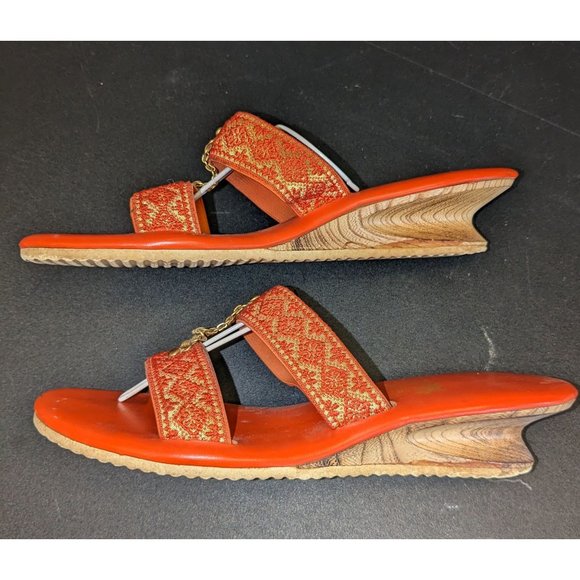 Vintage Orange Jacquard T-Strap Hawaiian Wood Wedge Slippers Size 6 - Picture 1 of 7
